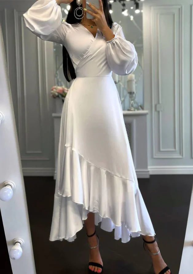 Robe de bal trapèze à col en V et manches longues à volants