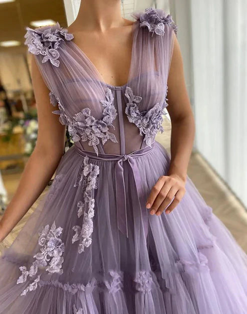 Robe de bal élégante et sexy en coupe A avec appliques