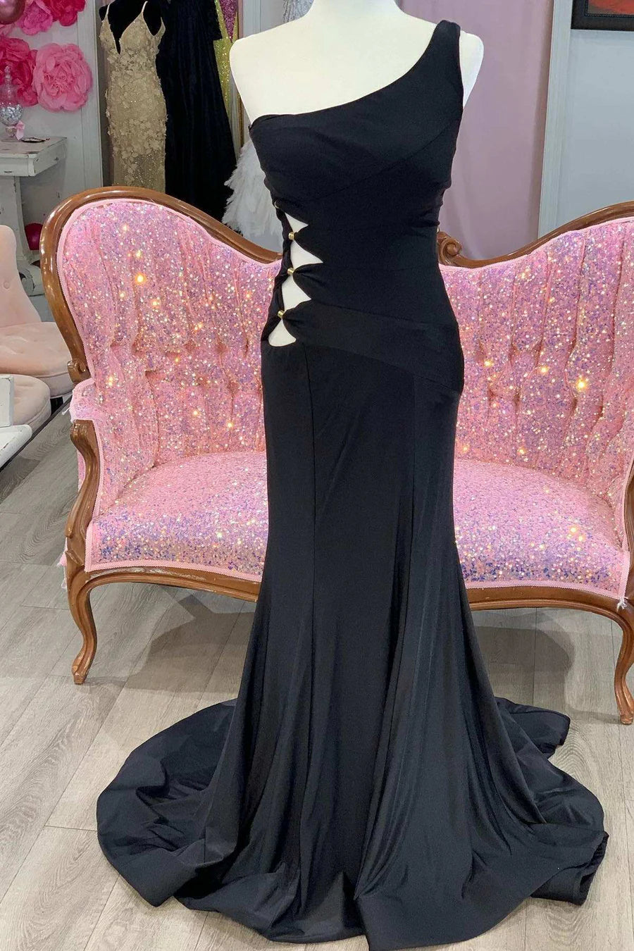 Vestido de fiesta de sirena con un solo hombro y abertura