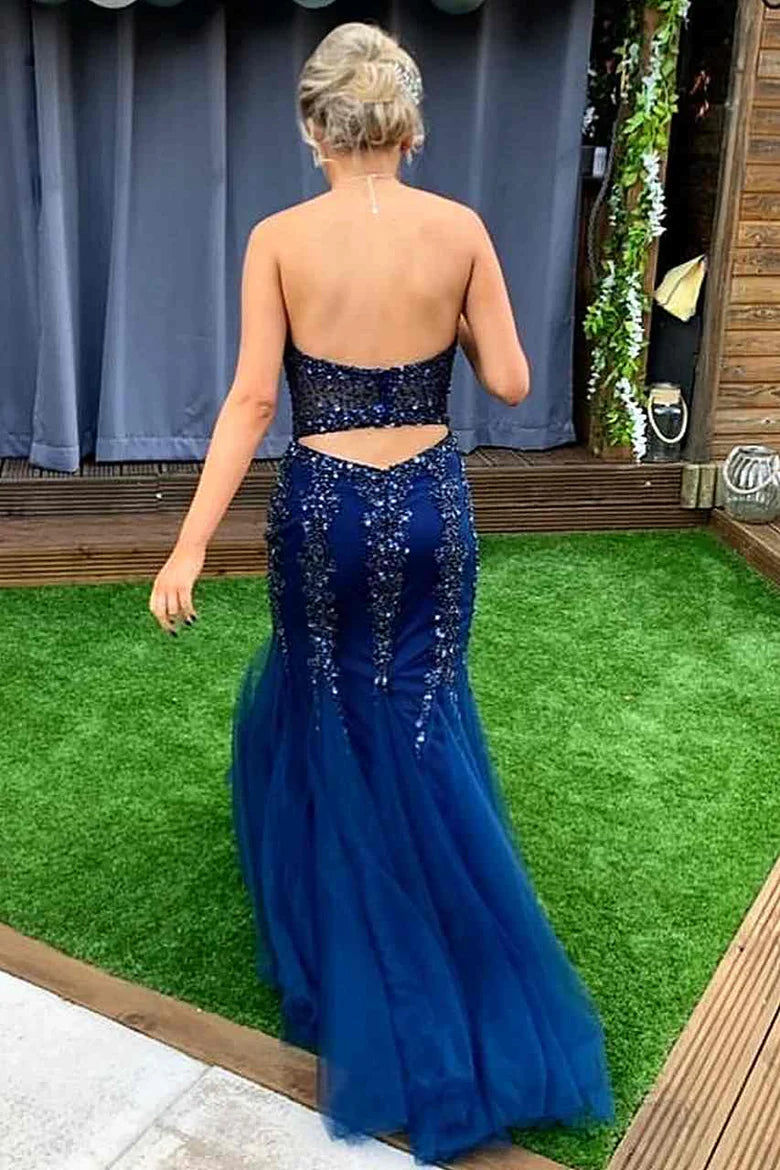 Vestido de fiesta de sirena con escote palabra de honor y cuentas