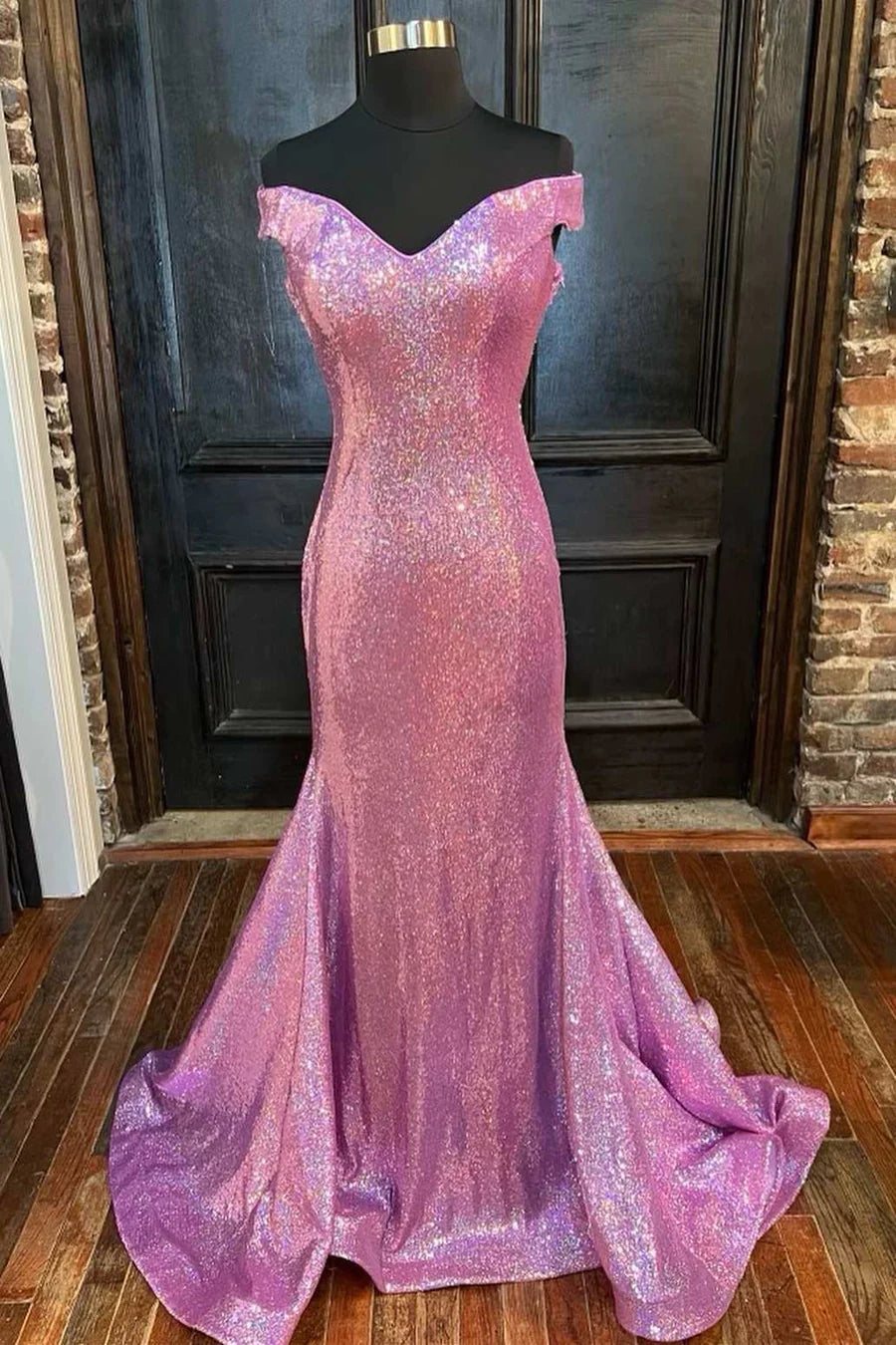 Vestido de fiesta de sirena con lentejuelas, hombros descubiertos y espalda descubierta