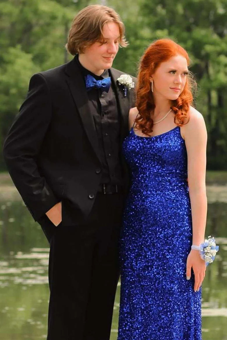 Vestido de fiesta de sirena con tirantes finos, lentejuelas, cuello halter, espalda descubierta y abertura