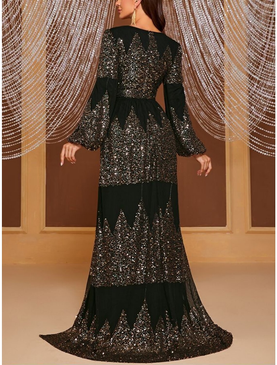Weitese Sheath / Column Evening Gown Elegant Dress Formal Sweep / Brush Train Long Sleeve V Neck Polyester with Pleats Sequin Slit
