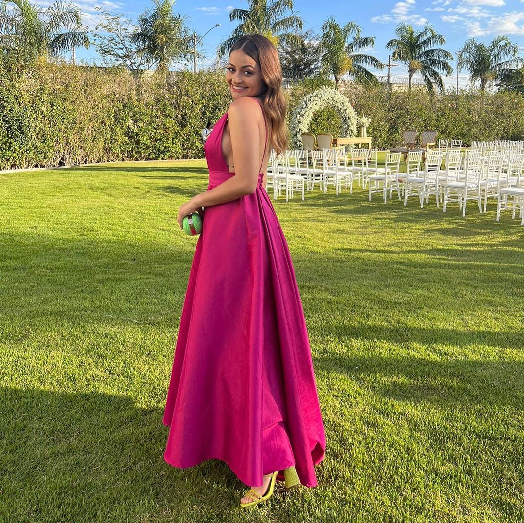 Robes de soirée Weitese pour femmes, coupe trapèze, rose rouge, satin, col en V, longue robe de bal, magasins de robes de bal 