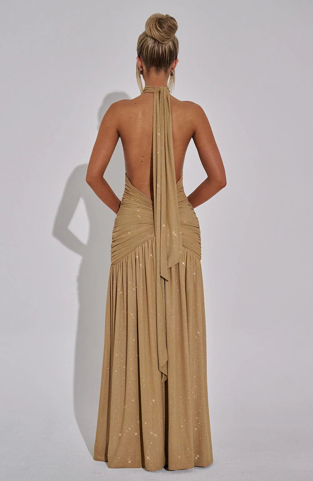 Red Shiny Luxury Low-cut Halter Neck Open Back Pleated High Slit Unique Long Prom Party Dress