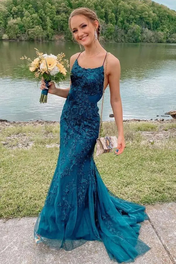 Romantic Mermaid Scoop Neck Spaghetti Strap Lace Maxi Prom Dress