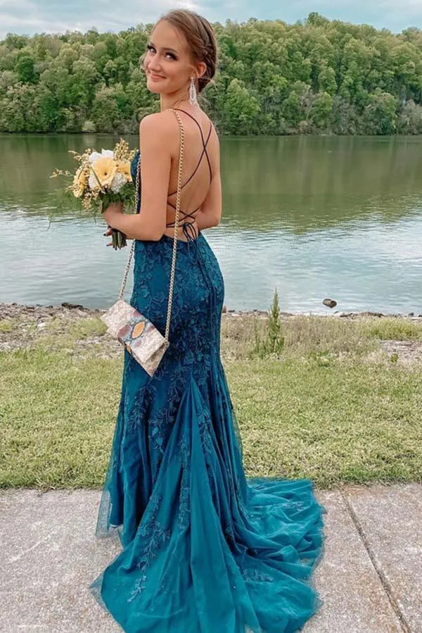 Romantic Mermaid Scoop Neck Spaghetti Strap Lace Maxi Prom Dress
