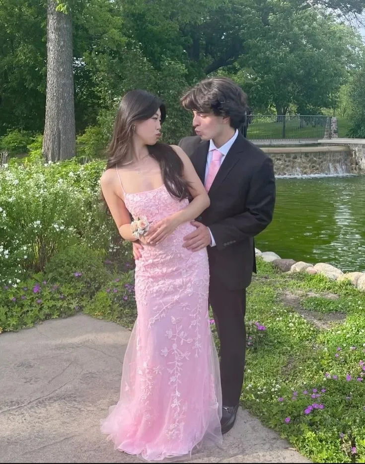 Romantic Mermaid Straight Neck Spaghetti Strap Lace Floor-Length Formal Evening Dress