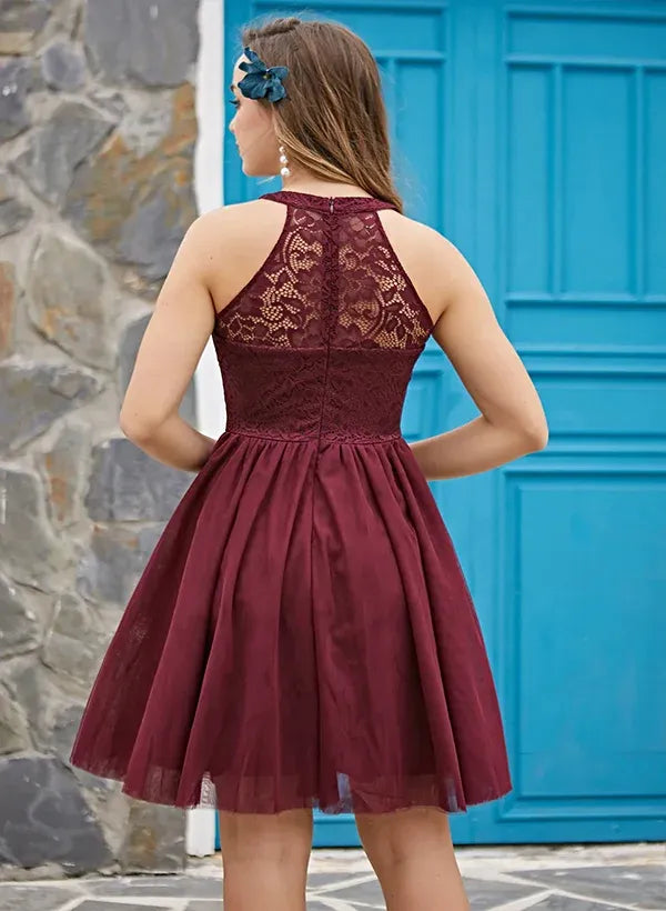 Romantic A-Line Halter Sleeveless Lace Burgundy Knee-length Homecoming Dress