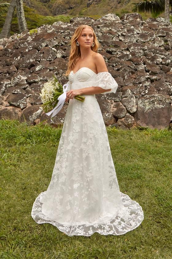 Romantic Off-the-Shoulder White Floral Off-the-Shoulder Wedding Gown