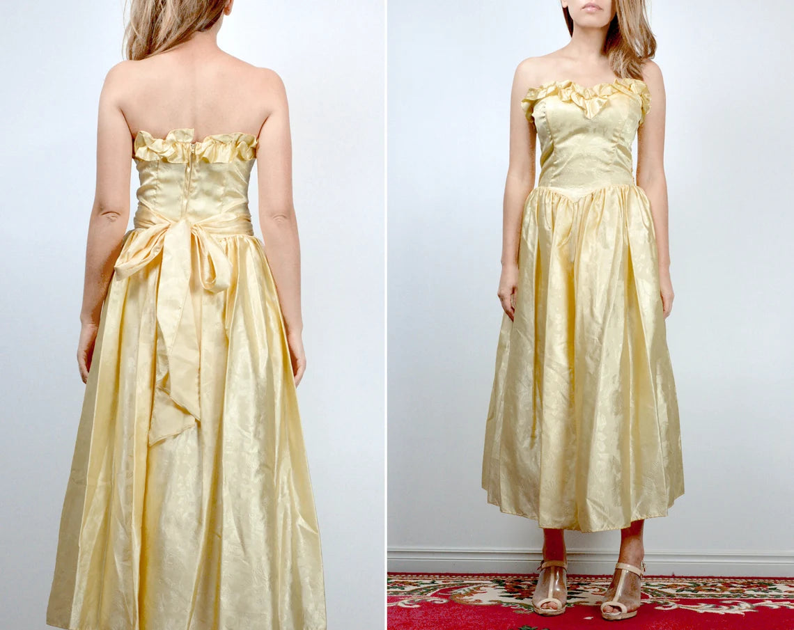 Romantic Vintage Yellow Off-the-Shoulder A-line Ruffle Strapless Prom Party Dress