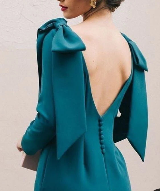 Vestido de fiesta de cuello redondo, manga larga, largo hasta la rodilla, sin espalda y con lazo 