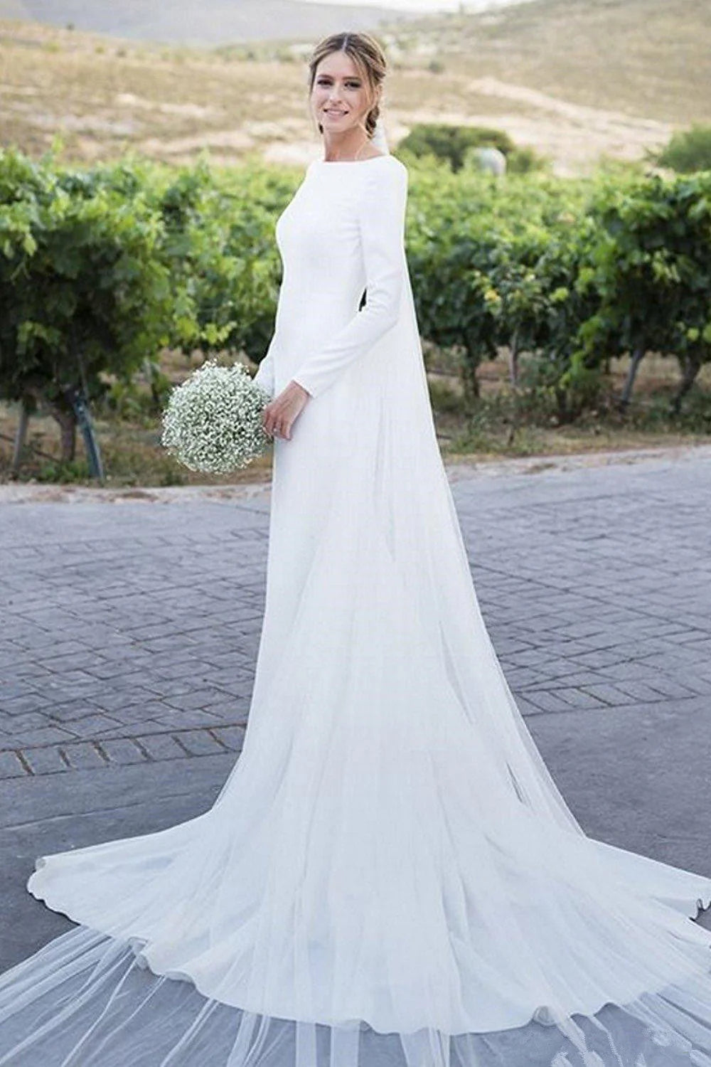 Robe de mariée blanche simple, col rond, manches longues, dos nu, avec traîne/sans voile