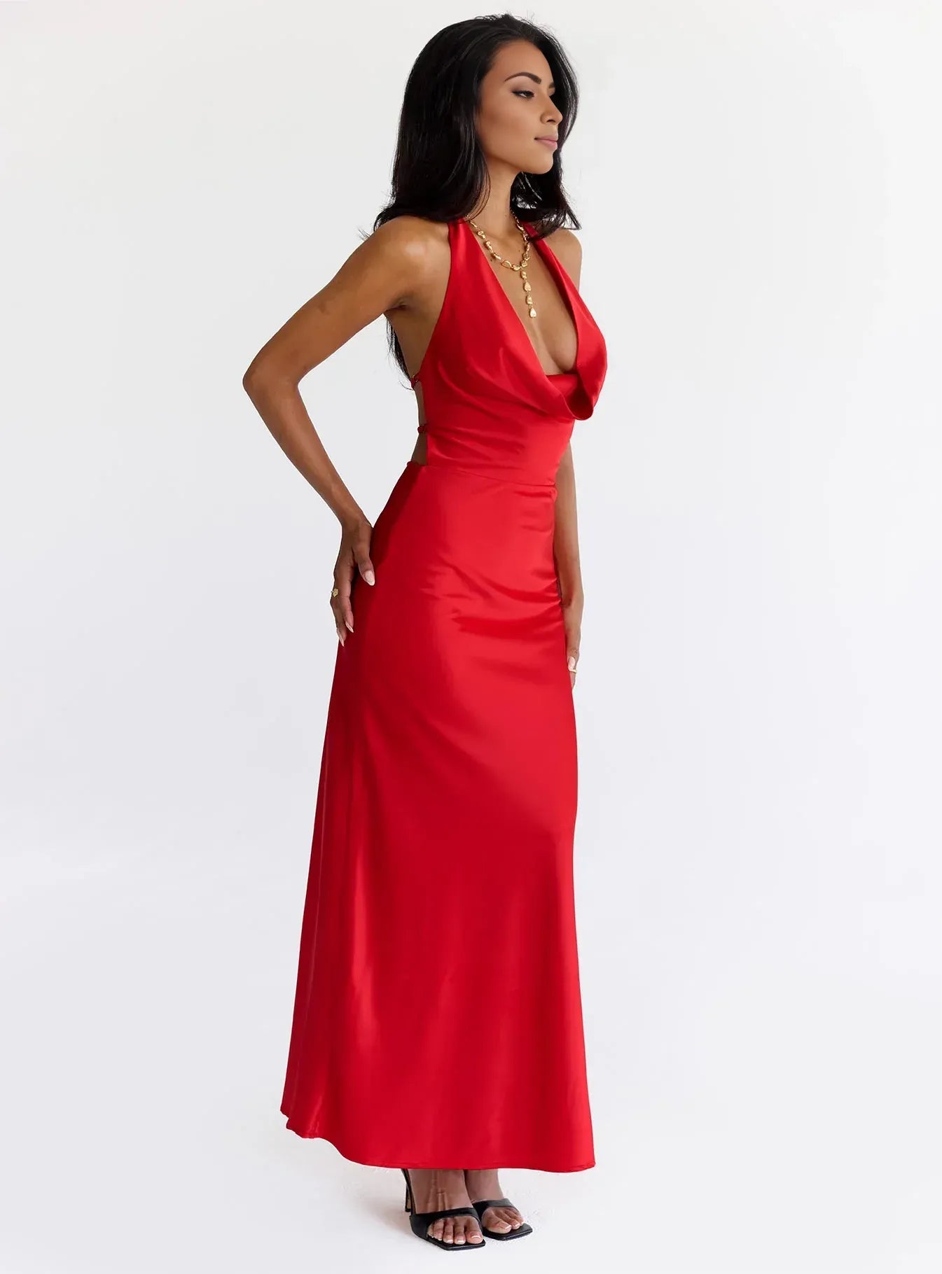 Sexy Fitted Cowl Neck Sleeveless Satin Floor-Length Prom Dress