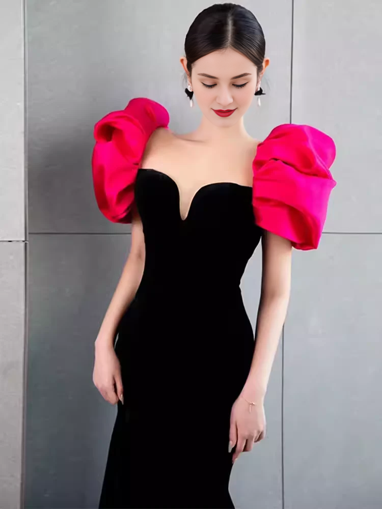 Vestidos de fiesta sexys de terciopelo negro, sin espalda y con corte sirena 