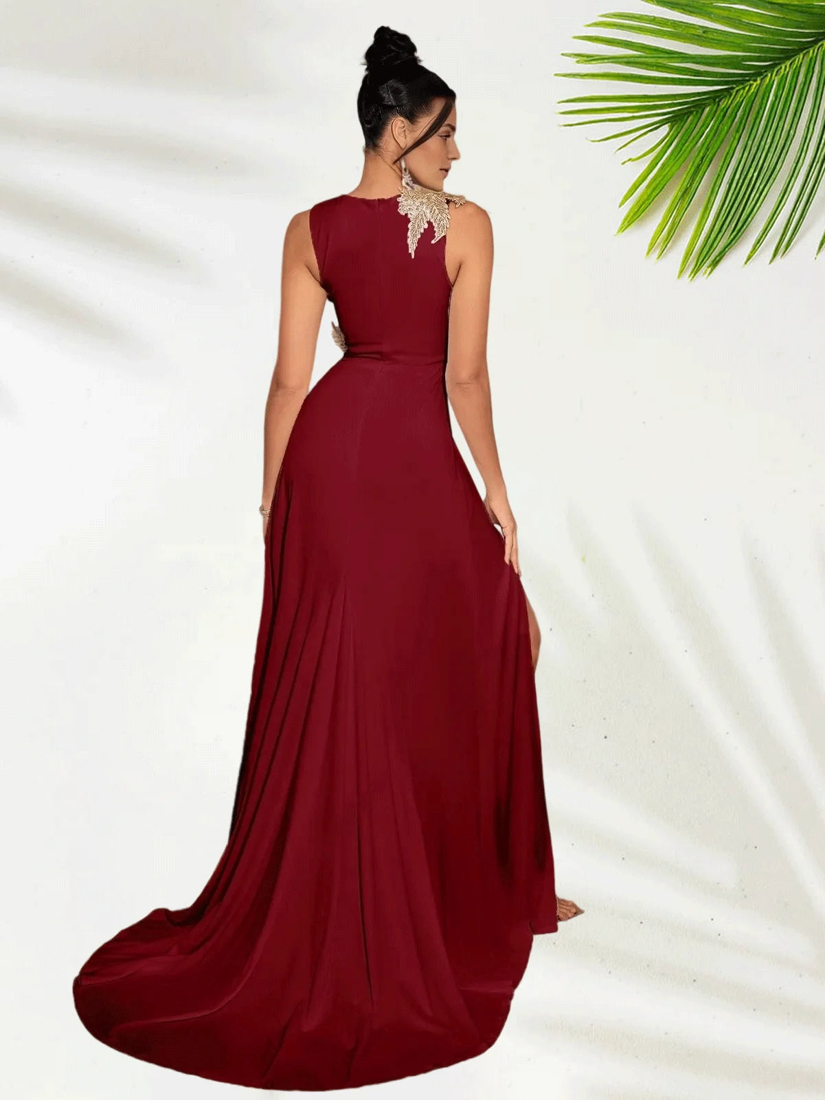 Sheath Jewel Neck Floor-Length Sleeveless Evening Gown Satin Elegant Beautiful Floor Length Prom Dresses With Floral Appliques