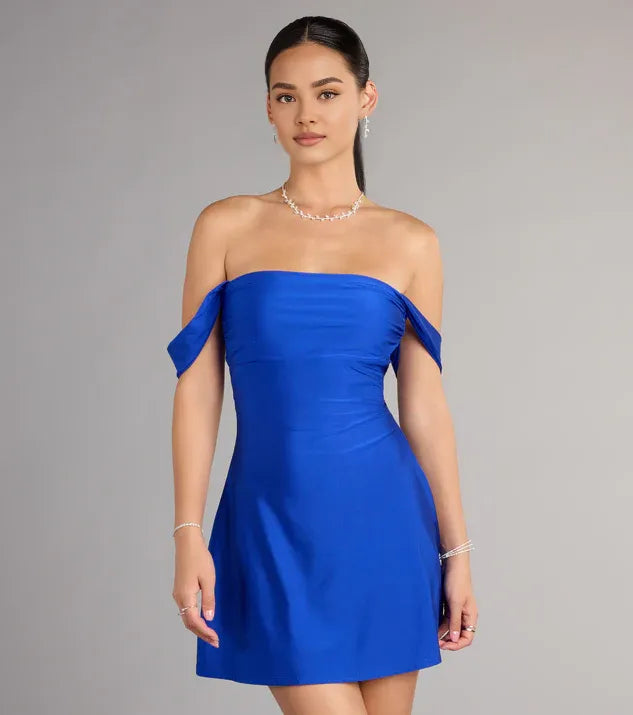 Simple A-Line/Princess Off-The-Shoulder Sleeveless Backless Short-Mini Homecoming Dresses