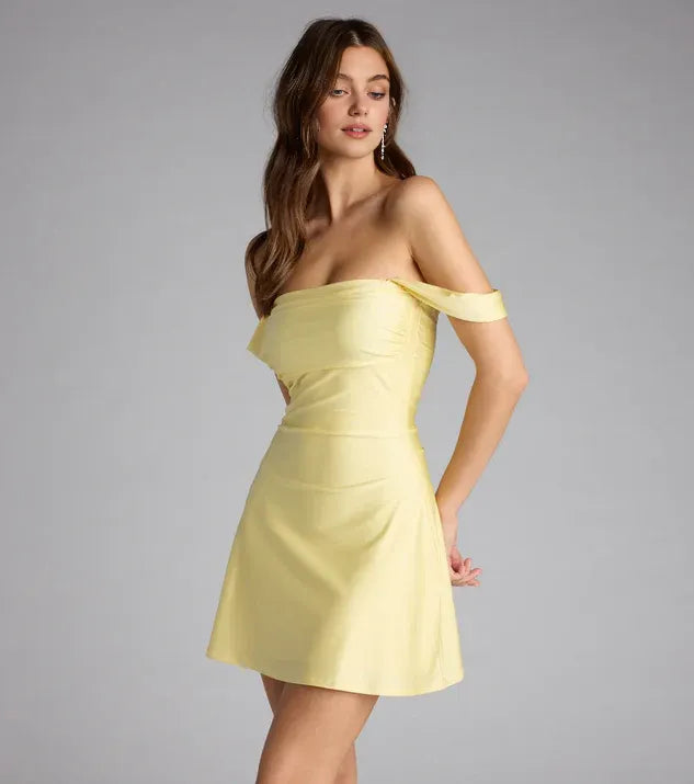 Simple A-Line/Princess Off-The-Shoulder Sleeveless Backless Short-Mini Homecoming Dresses