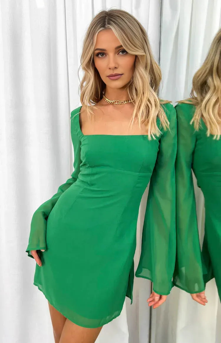 Simple A-Line/Princess Square Neck Long Sleeve Lace Up Above Knee Homecoming Dress