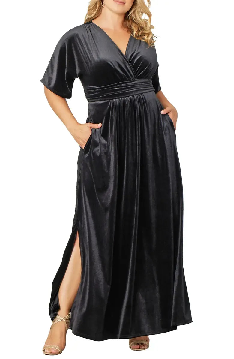 Simple A-Line V-neck Short Sleeves Velvet Floor-Length Plus Size Mother of the Bride Dress