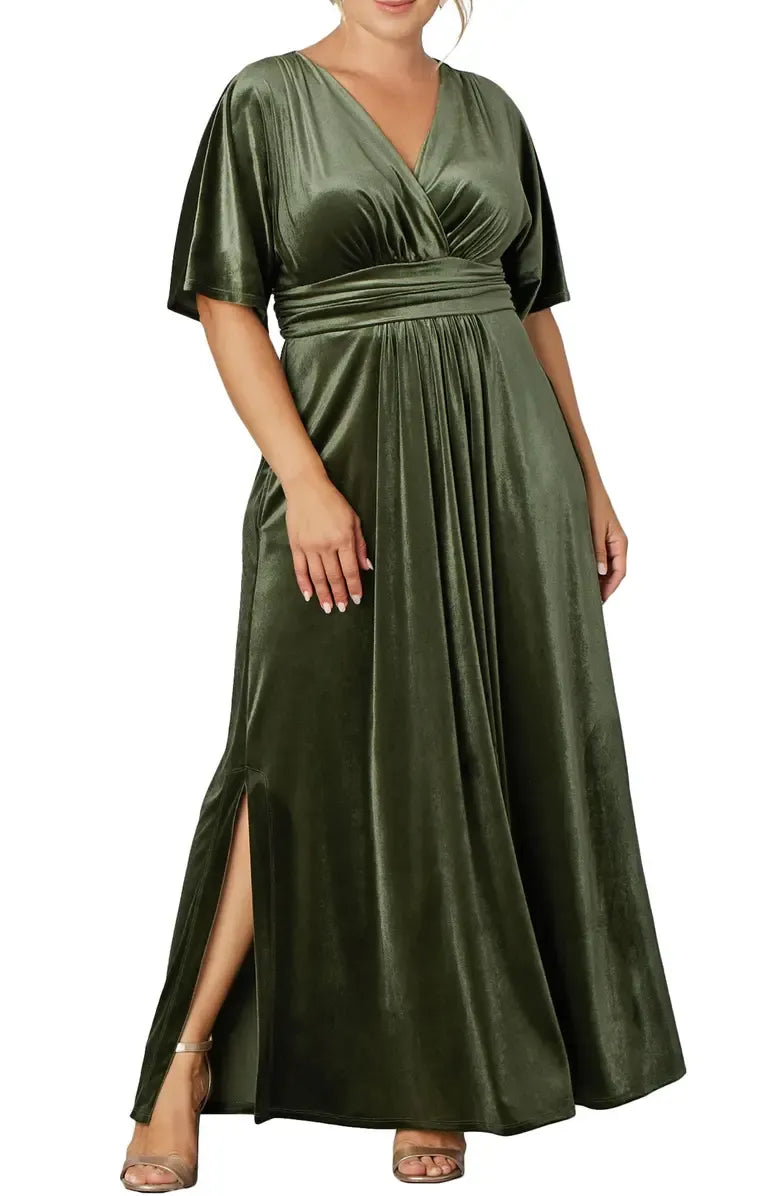 Simple A-Line V-neck Short Sleeves Velvet Floor-Length Plus Size Mother of the Bride Dress