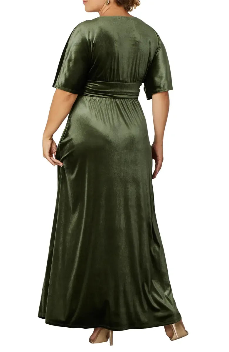 Simple A-Line V-neck Short Sleeves Velvet Floor-Length Plus Size Mother of the Bride Dress