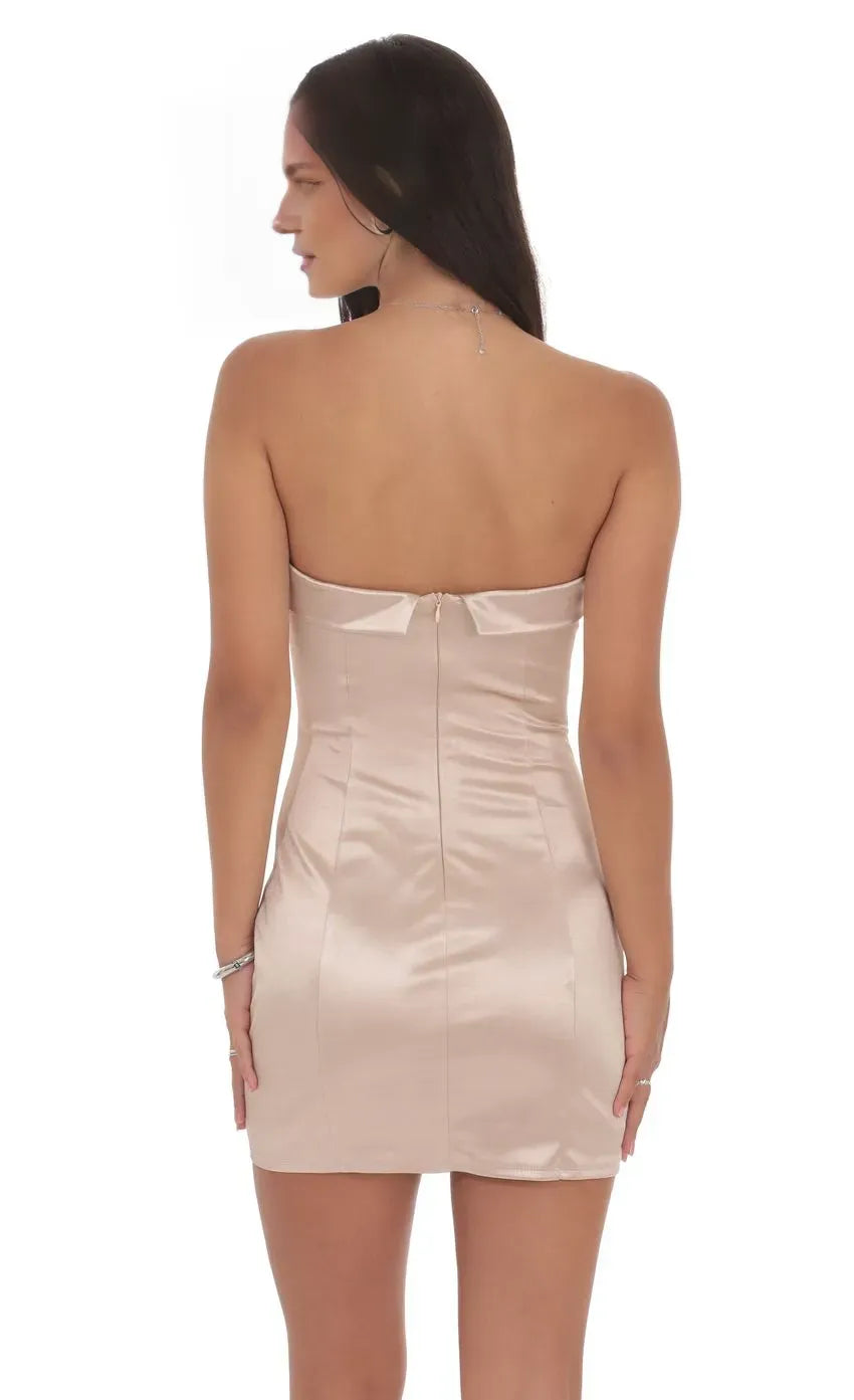 Simple Bodycon Strapless Sleeveless Zipper Up Short-Mini Homecoming Dress