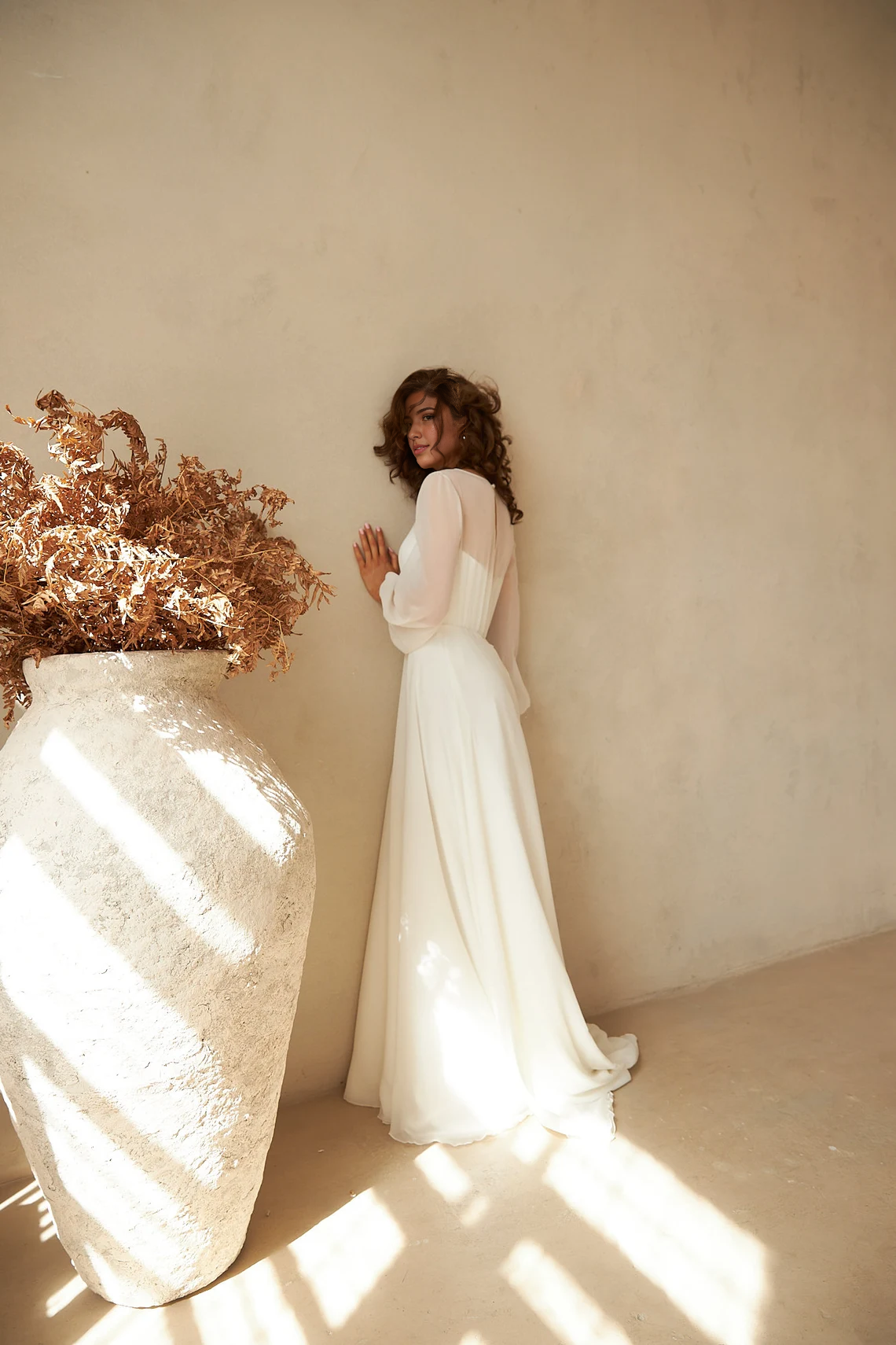 Simple Chiffon Wedding Dress Long Sleeve A-line Wedding Dress Minimalist Boat Neckline Wedding Dress Floor Length