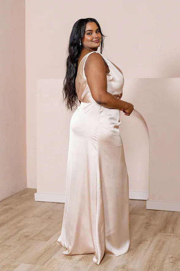 Chic Fitted Cowl Neck Sleeveless Satin Floor-Length Plus Size Prom Dress