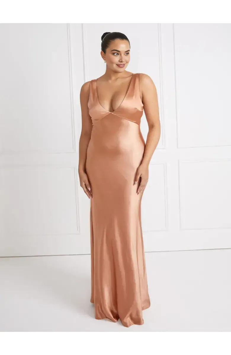 Simple Fitted V Neck Sleeveless Satin Floor-Length Plus Size Prom Dress