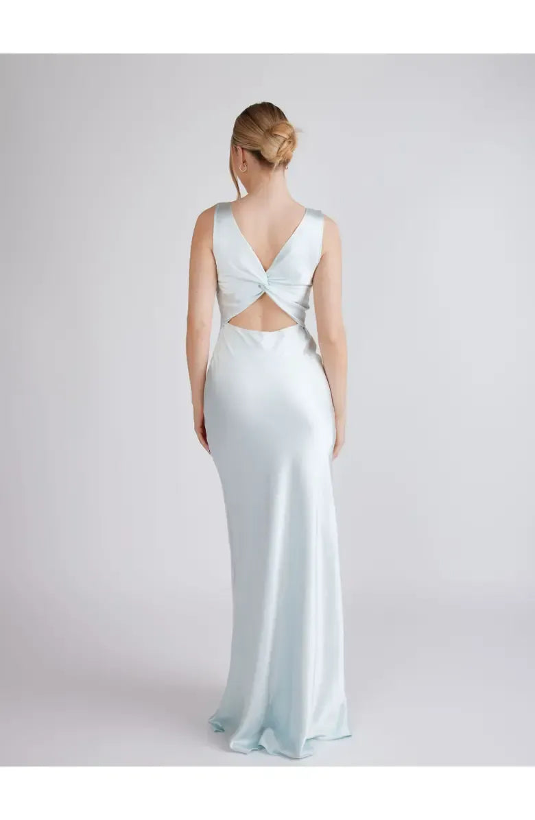 Simple Fitted V Neck Sleeveless Satin Floor-Length Prom Dress