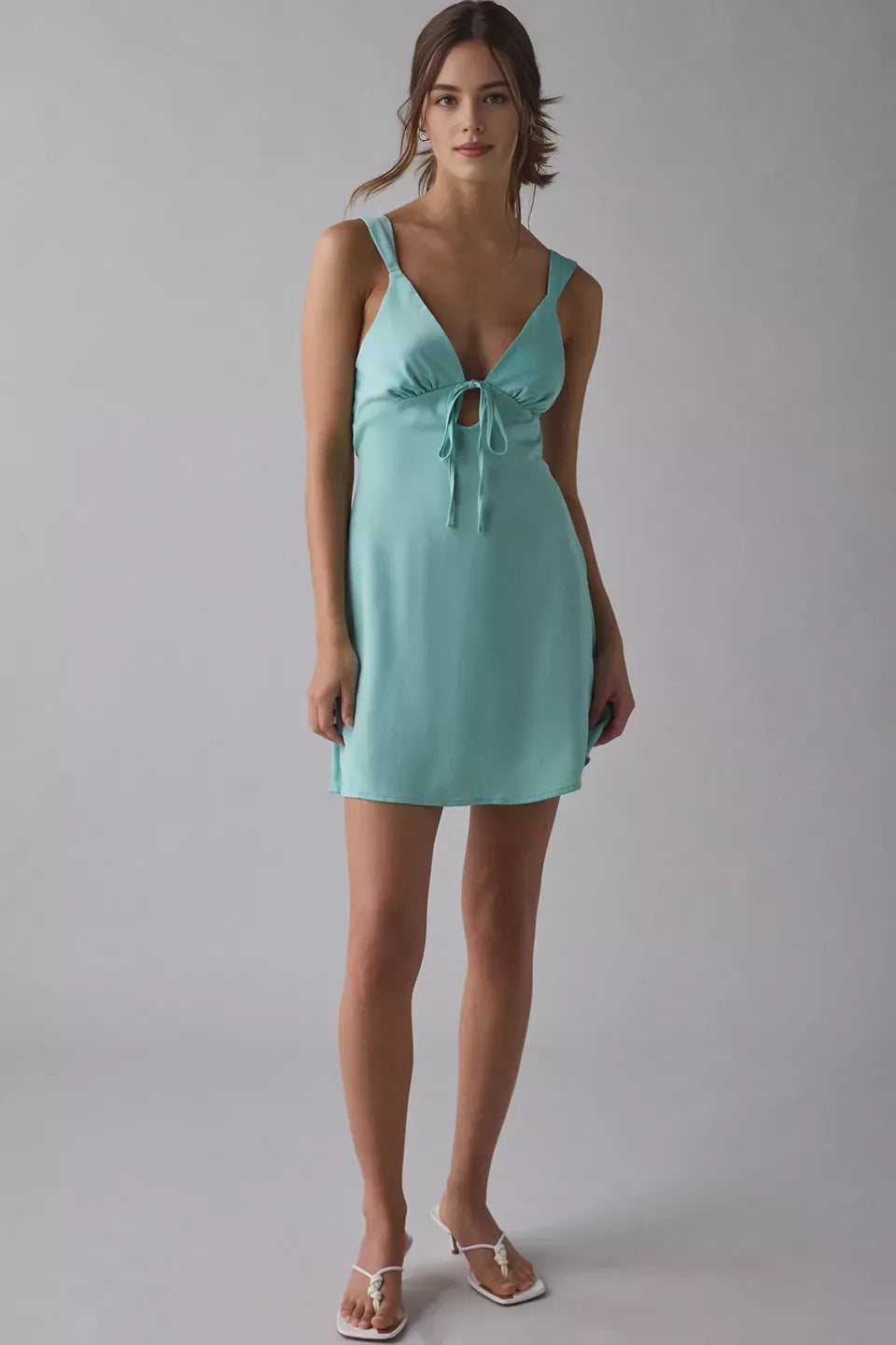 Simple Fitted V Neck Sleeveless Satin Short-Mini Homecoming Dress