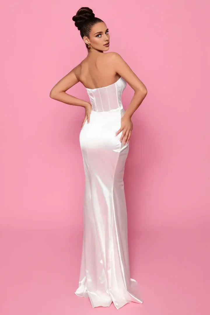 Simple Mermaid/Trumpet Strapless Sleeveless Satin Sweep/Brush Train Wedding Dress