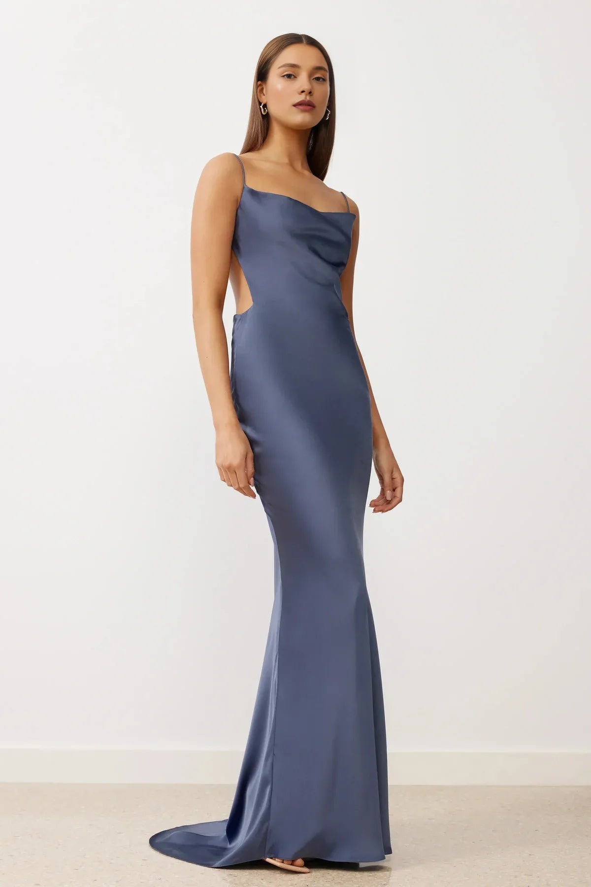 Simple Sheath/Column Spaghetti Straps Sleeveless Satin Floor-Length Prom Dress