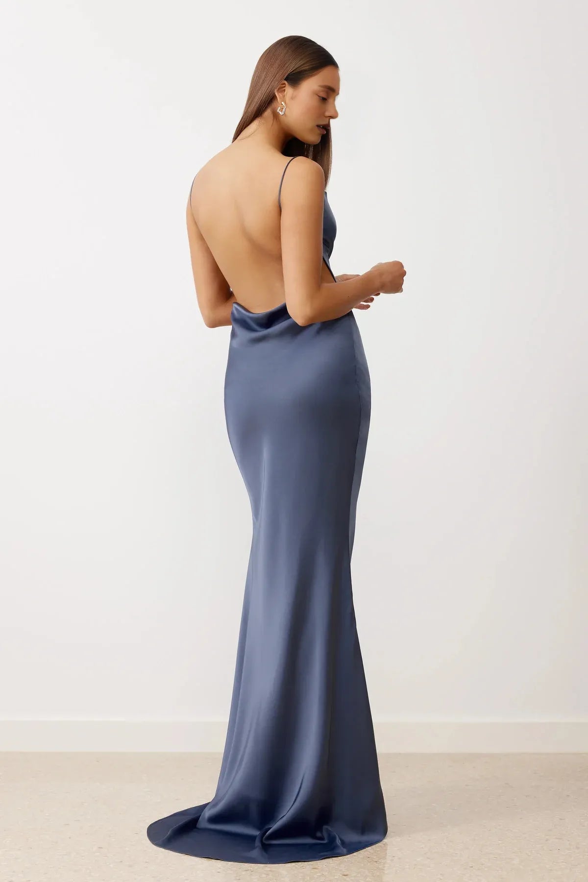 Simple Sheath/Column Spaghetti Straps Sleeveless Satin Floor-Length Prom Dress