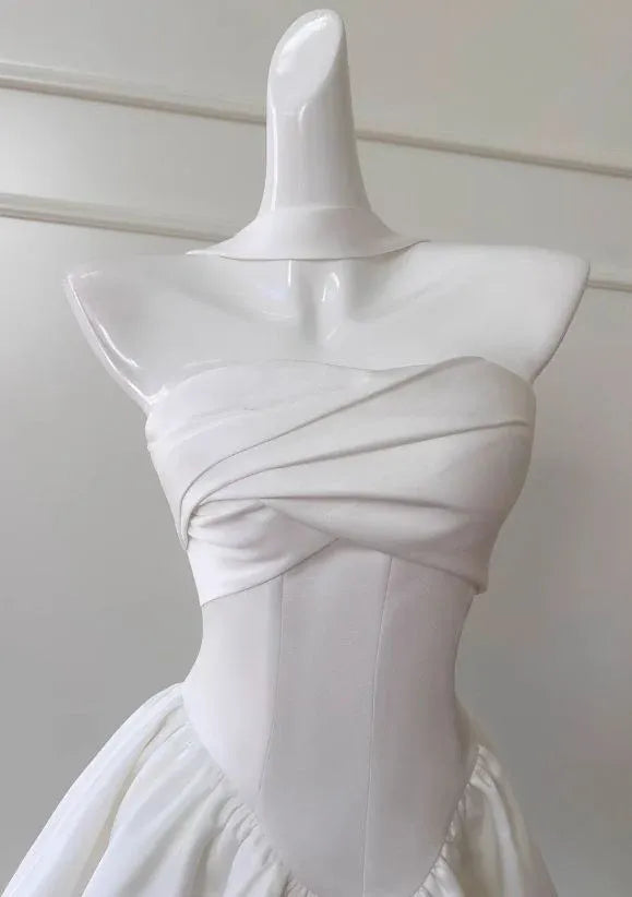 Simple Strapless Sleeveless A Line Pleated Satin Short-Mini Homecoming Dress