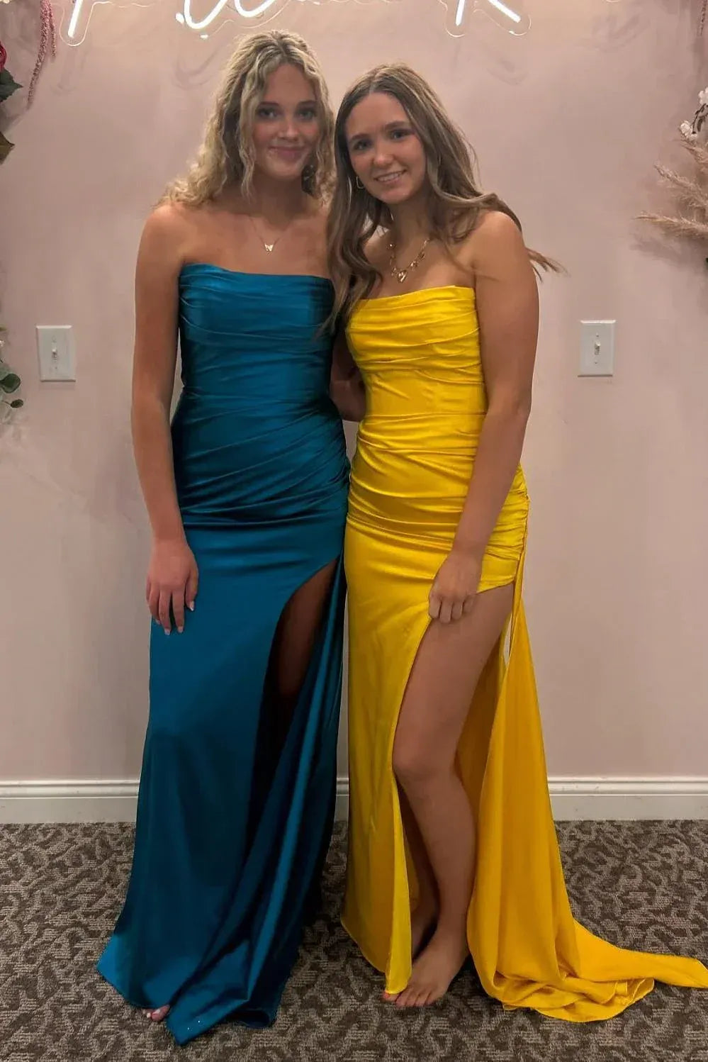 Simple Strapless Sleeveless Mermaid Ruched Satin Long Prom Dress