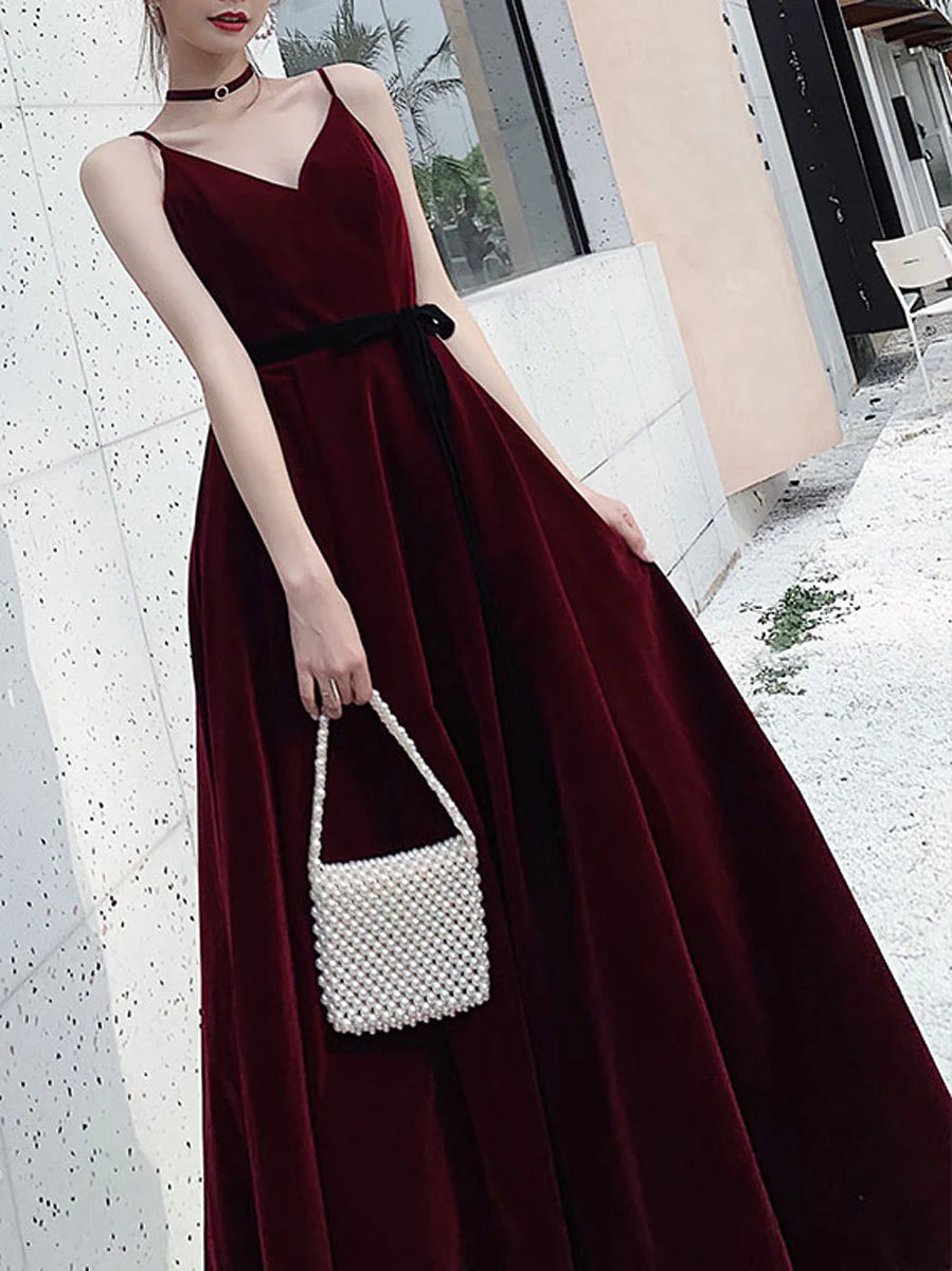 Simple Burgundy Velvet Prom Dresses Floor Length Sweetheart Neck Spaghetti Straps Prom Dress