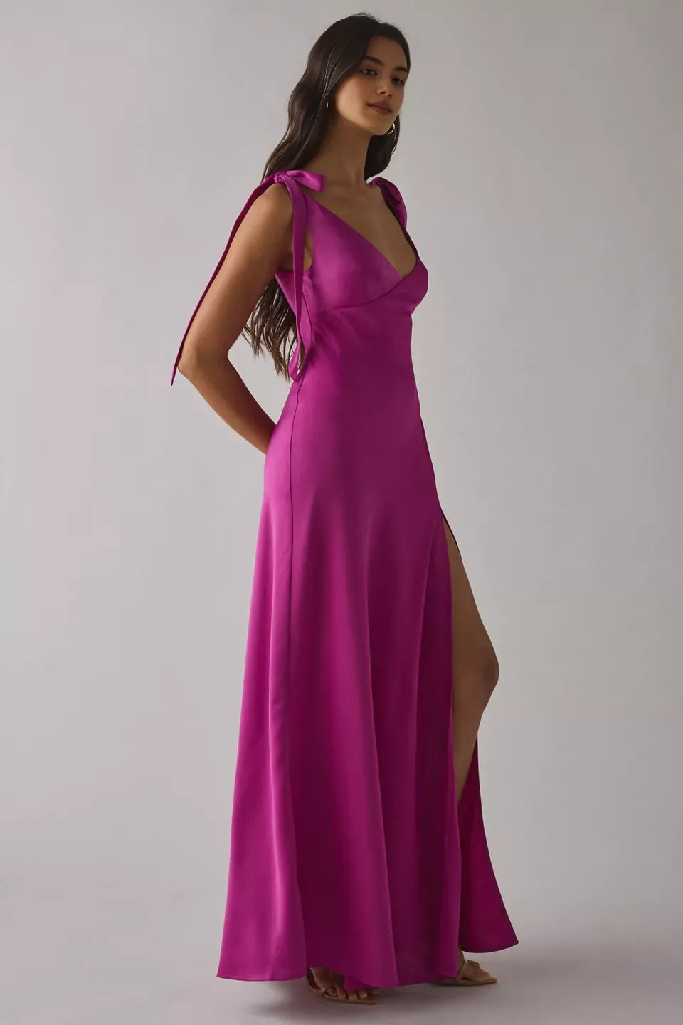 Simple Fitted V Neck Sleeveless Satin Floor-Length Prom Dress