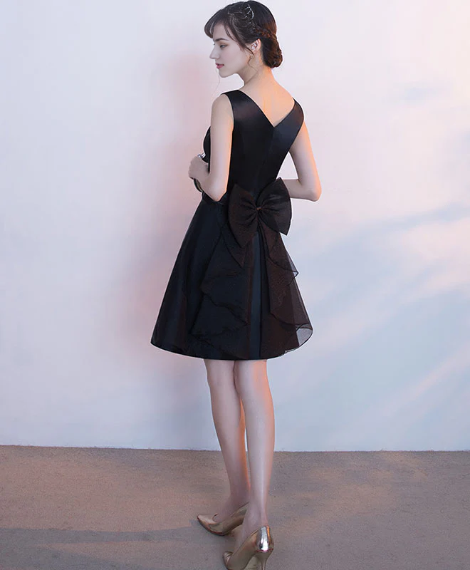 Simple V Neck Short Prom Homecoming Dress