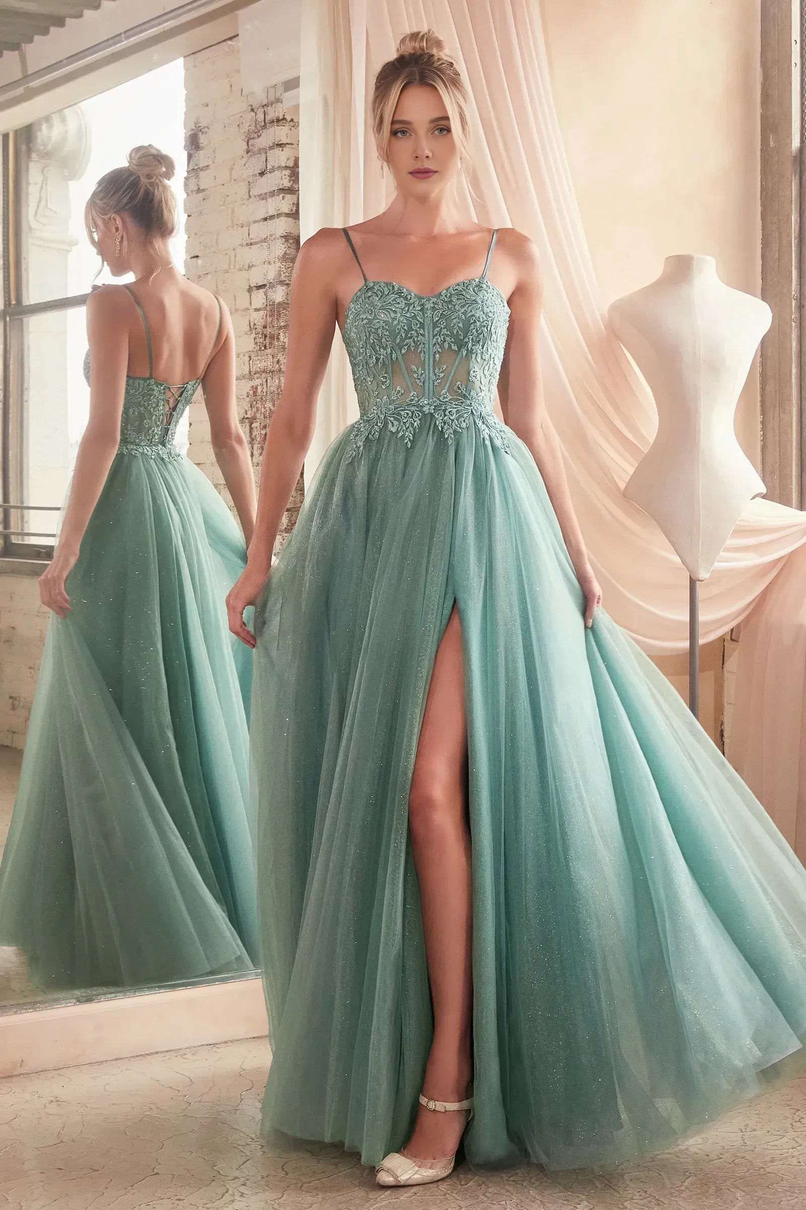 Spaghetti Straps A-line Appliques Floor-Length Prom Dress With Side Slit Lace Up Formal Tulle Evening Dresses for Ladies