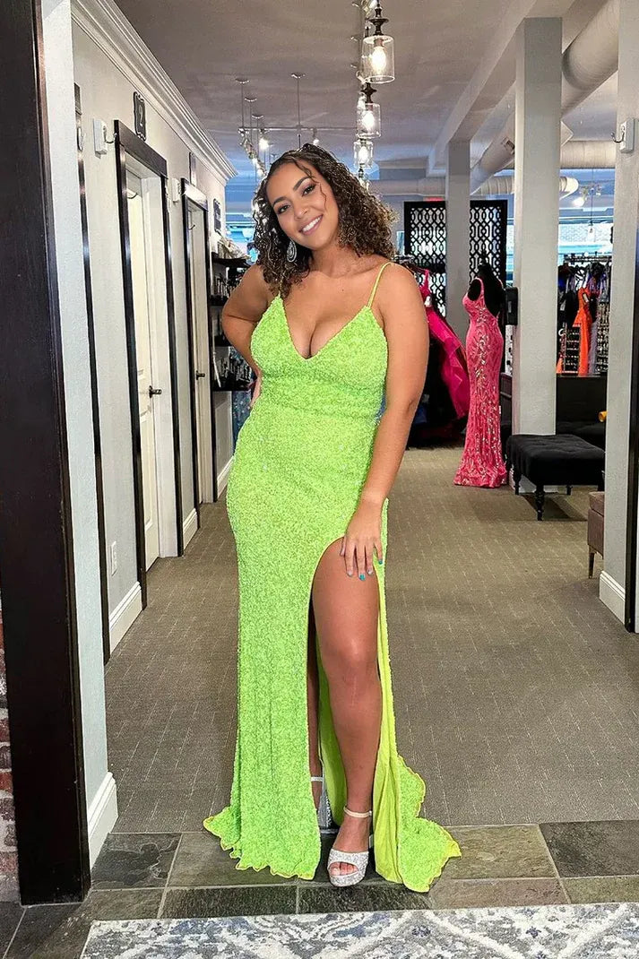 Robe de bal sirène longue et sexy à bretelles spaghetti et col en V 