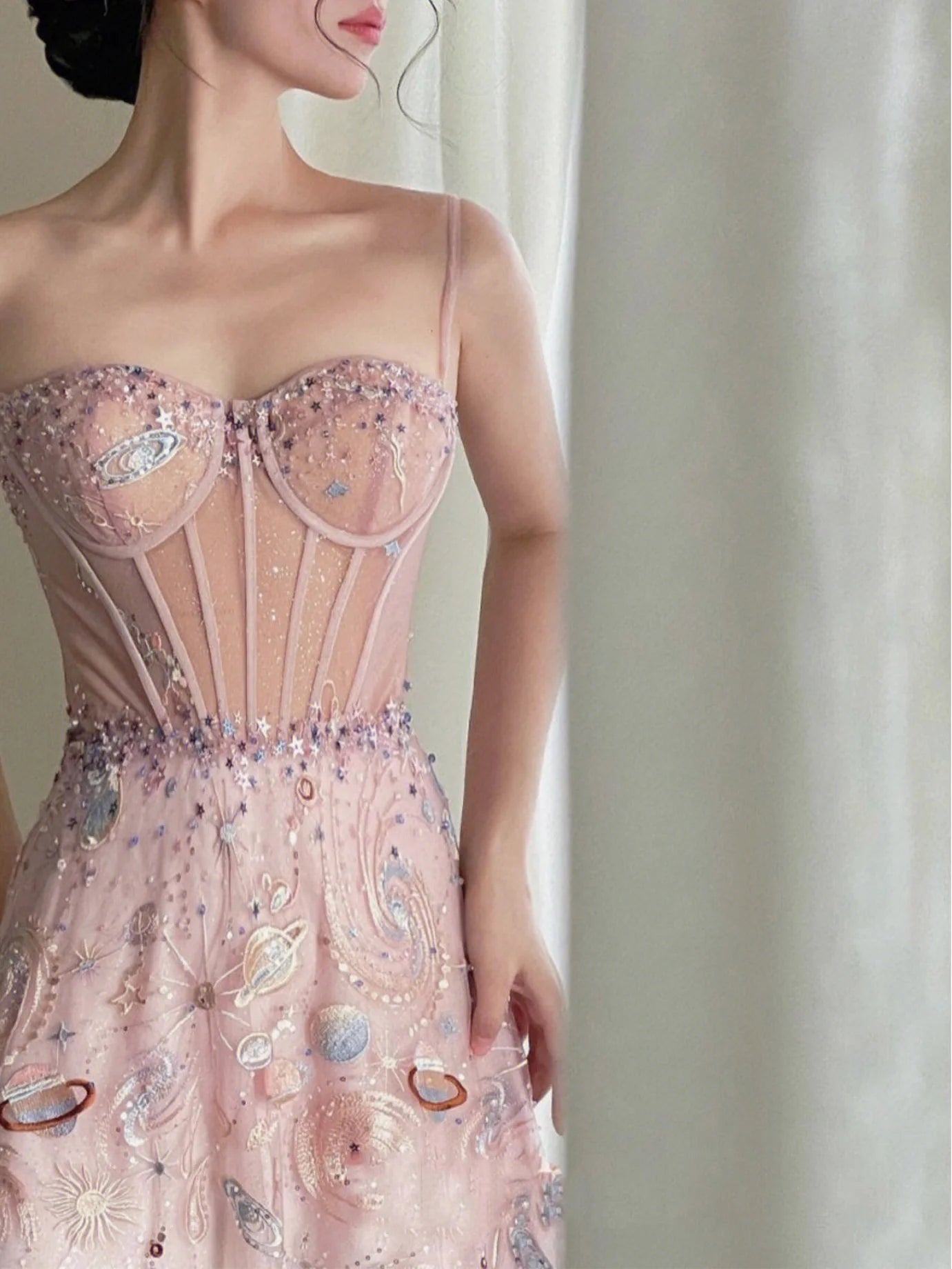 Vestidos de fiesta largos de encaje rosa con tirantes finos, corte A, tul, espalda descubierta