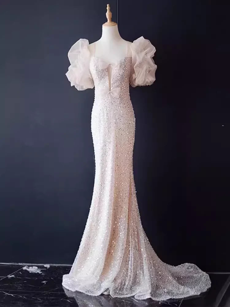 Vestido de fiesta largo rosa claro con escote cuadrado, sirena brillante, sin mangas y lentejuelas 