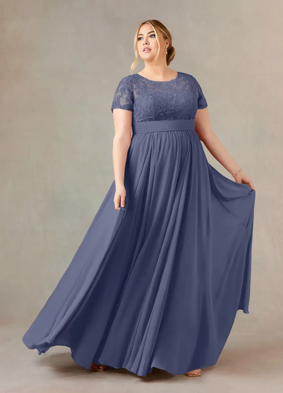 Robe Weitese Fashion Stormy A-Line en mousseline de soie et dentelle, longueur au sol, manches courtes, col rond, plissée, grande taille, pour mère de la mariée 