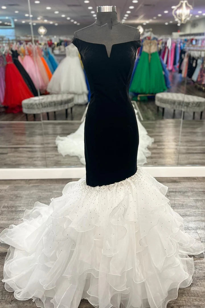 Vestido de fiesta formal de terciopelo sin tirantes, con hombros descubiertos y corte trompeta multicapa 
