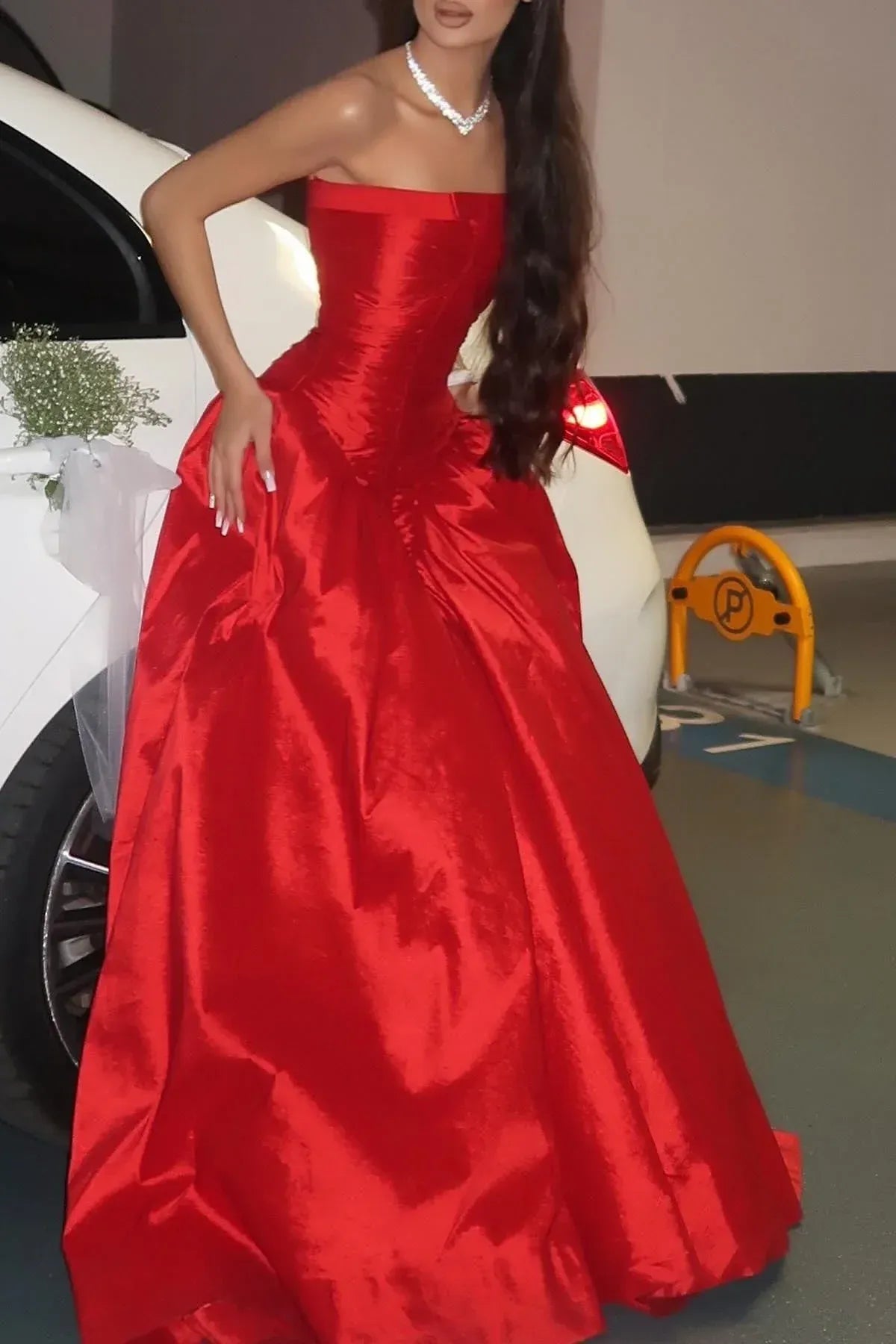 Striking A-Line Strapless Sweetheart Lace-Up Corset Floor-Length Satin Evening Ball Gown