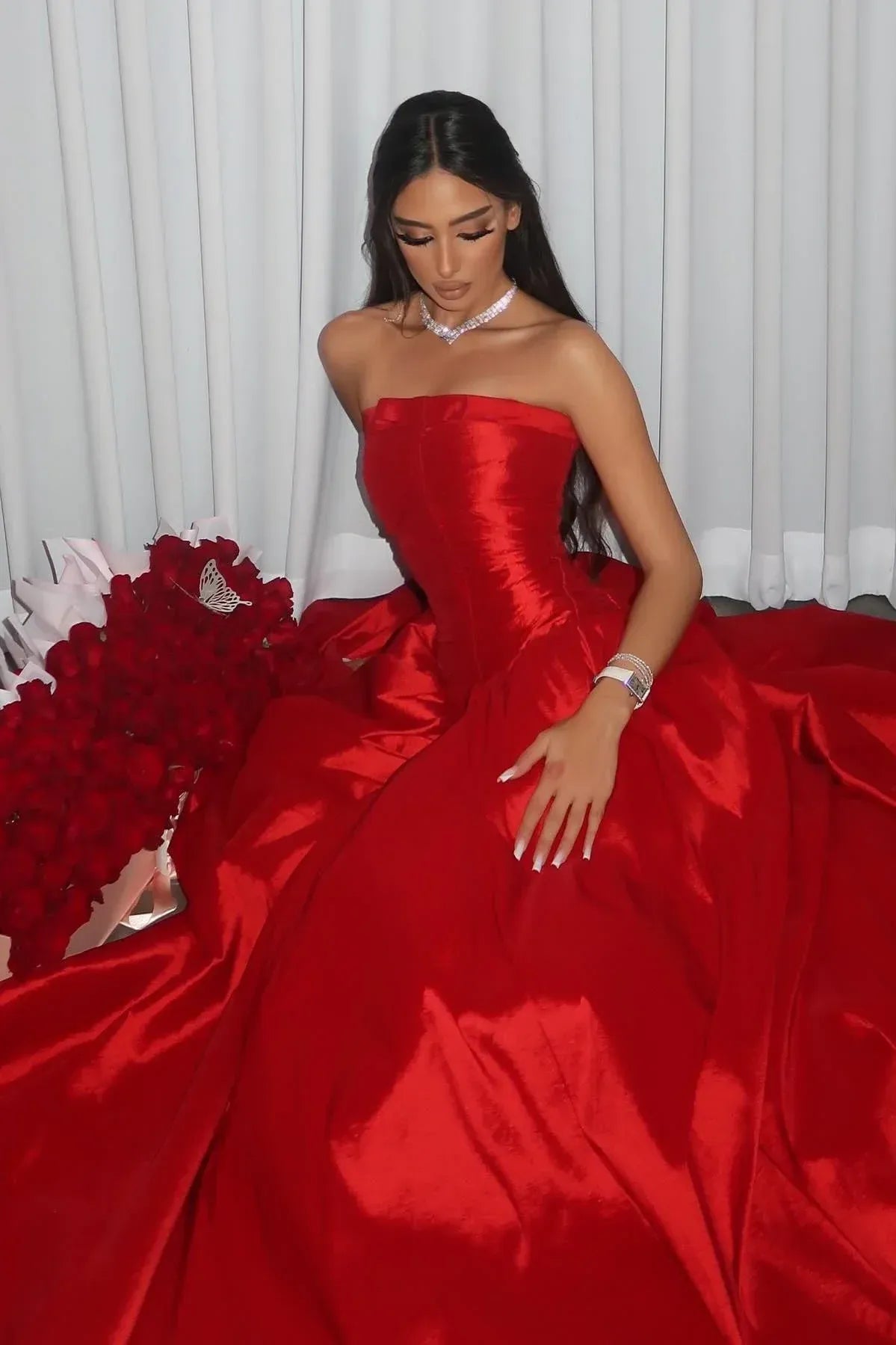 Striking A-Line Strapless Sweetheart Lace-Up Corset Floor-Length Satin Evening Ball Gown