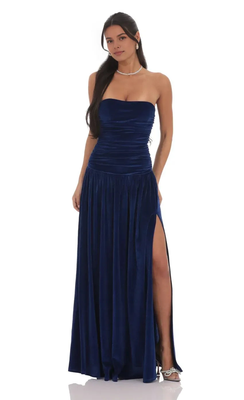 Stunner A-Line/Princess Strapless Neck Sleeveless Zipper Up Floor-Length Prom Dress
