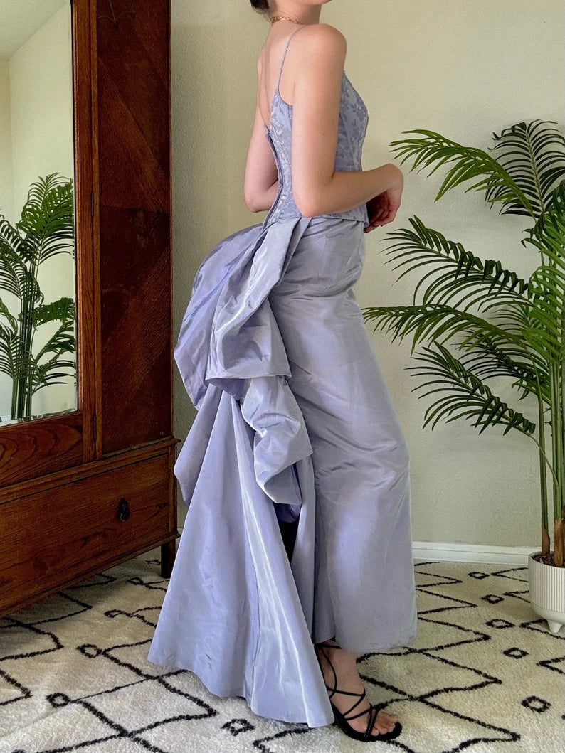 Stunning A-line Vintage Mermaid Ruffle Off Shoulder Spaghetti Straps Sleeveless Prom Party Dress